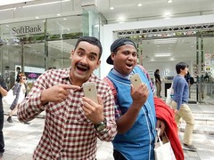 デニス植野がiPhone6行列並ぶ、マテンロウのアントニーと徹夜で恋バナ。