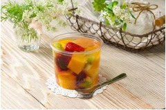 ローソンが&ldquo;花&rdquo;香るスイーツ、香りづけにエルダーフラワー使用。