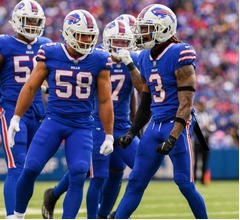 試合中に&ldquo;心肺停止&rdquo;のNFL選手、5か月でトレーニング復帰