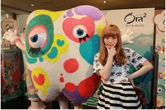 きゃりーに台湾メディアが集結、台北でのコンサート前日に記者会見。