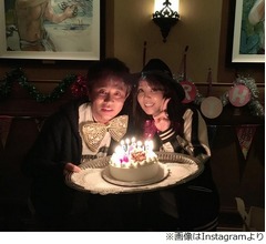 浜田雅功と小川菜摘のラブラブツーショット