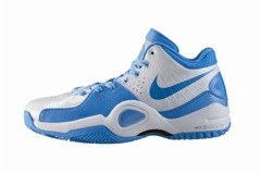 「中高生のお気に入りの一足に」井上雄彦&times;NIKEで部活シューズを開発。