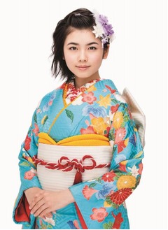 16歳小芝風花も審査員で参加、「きものクイーン」参加者を募集中。