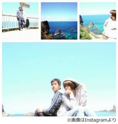 田中＆稲本の素敵な2ショット、青空バックに仲睦まじく寄り添う2人。