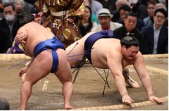 大の里は３連敗