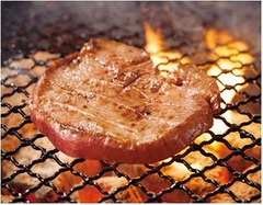 霜降り上タン塩290円食べ放題、前回わずか32秒で売り切れた牛角の企画で。