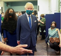 英チャールズ皇太子が&ldquo;コロナワクチン陰謀論&rdquo;批判