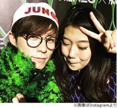 「下を向いた横澤夏子」がかわいいと話題に