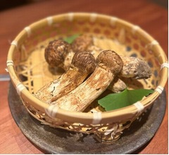 高橋メアリージュン、初めて松茸を買う「関西人だからか&hellip;」