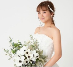 北川景子ら&ldquo;セーラー戦士会&rdquo;、結婚発表の小松彩夏を祝福