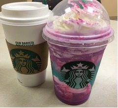 謎の味「ユニコーン・フラペチーノ」飲んでみた