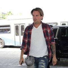 R・スチュワートの息子が逮捕、米空港の立ち入り禁止エリアに侵入。