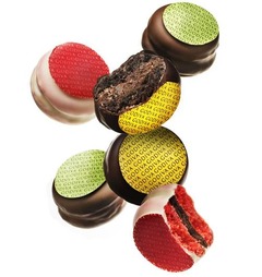 GODIVAが&ldquo;マカロンショコラ&rdquo;、3種類のフレーバーを期間限定発売。