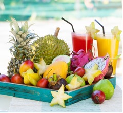 体内にスムージー注入、死にかける