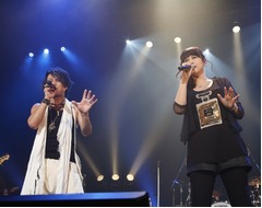 森友嵐士が盟友・宇徳敬子とT-BOLAN歌う、鬼龍院翔もサプライズ登場。