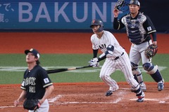 若月の適時二塁打　野球