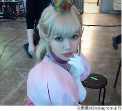 &ldquo;ピーチ姫&rdquo;二階堂ふみに「かわいい！」殺到