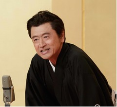 桑田佳祐が落語初挑戦、流暢な&ldquo;高座&rdquo;絶賛