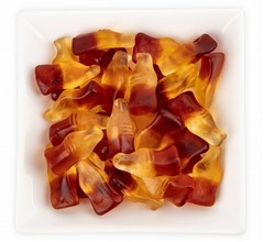 グミ3kg近く食べたら激しい腹痛と異常な高血圧で入院、男性が得た教訓「節度を持て」