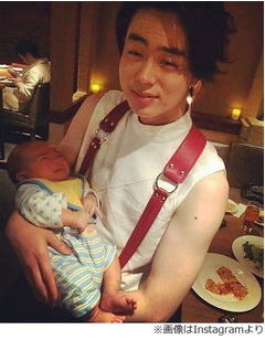 イクメン風？菅田将暉に大反響「たまらん」「赤ちゃんになりたい」。