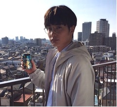 中村蒼&ldquo;オタク系&rdquo;姿でもファン「カッコイイ」