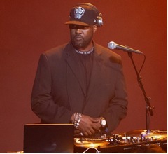 &ldquo;ヒップホップ界の重鎮&rdquo;3年間の大腸がん闘病の末に死去