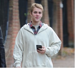 ジャスティン・ビーバー、元カノの交際報道に&hellip;