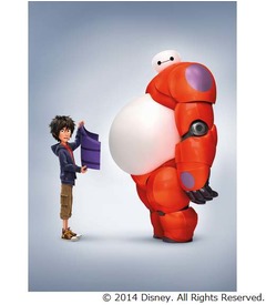 「ベイマックス」の爽快シーン、ケア・ロボット初の圧巻フライト映像。