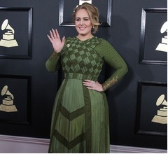 アデル、「今後ツアーはやらない」ほのめかす