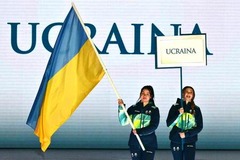 ウクライナ国旗に大きな拍手＝開会式〔パラリンピック〕