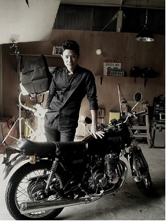 鈴木亮平が「ホットロード」オフショット、男も女もファン大興奮。