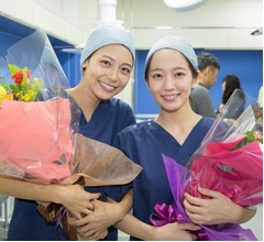 相武紗季＆吉岡里帆の美人おでこ全開ショット