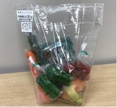 ローソン、全国一律でワンコイン&ldquo;野菜セット&rdquo;販売