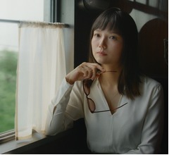 宮崎あおい＆岡田将生がCM初共演、&ldquo;ふしぎな列車の旅&rdquo;始まる