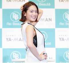 筧美和子が&ldquo;ドヤ顔&rdquo;ポーズで赤面