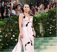 &ldquo;三池崇史監督&times;小栗旬&rdquo;の新作、英女優やWWEレスラーがキャスト入り