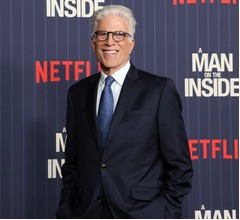 77歳米俳優、ドラマ撮影中&ldquo;キラキラした粉&rdquo;で死にかけた