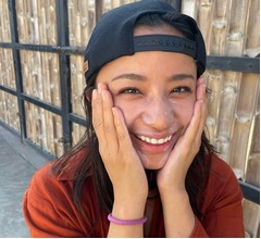 高橋メアリージュン、顔にたっぷり日焼け止め塗って&hellip;砂漠へ