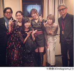 欅坂46平手があっちゃん＆篠田らと異色写真