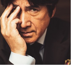 &ldquo;大人の色気&rdquo;草刈正雄、芸歴47年で初写真集