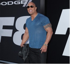 ロック様、米大統領選立候補を真剣に検討