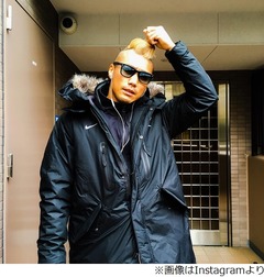 金子賢が&ldquo;金髪モヒカン&rdquo;姿に、「北斗の拳に出てきそう」の声。