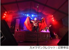 &ldquo;復活&rdquo;聖飢魔IIが姿を現した、圧倒的歌唱力で観客は恐怖のどん底に。