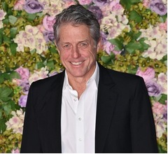 ヒュー・グラント、空港の入国審査で&ldquo;実の子との関係&rdquo;疑われる