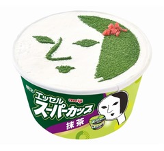 アイス天面に&ldquo;よじこ&rdquo;が、「エッセルスーパーよじこカップ抹茶」爆誕