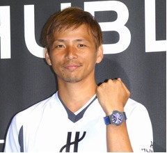 新天地に臨む乾貴士、&ldquo;いじられキャラ&rdquo;継続へ