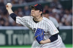 力投する松本裕　野球