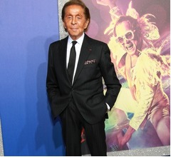 &ldquo;伝説的ファッションデザイナー&rdquo;ヴァレンティノ・ガラヴァーニが死去