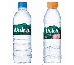 桃の味と香りのボルヴィック、&ldquo;次に飲みたいフレーバー&rdquo;で人気の味。