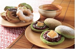 ミスドが7種の「和ドーナツ」、ふんわり食感のうぐいす色生地を新開発。